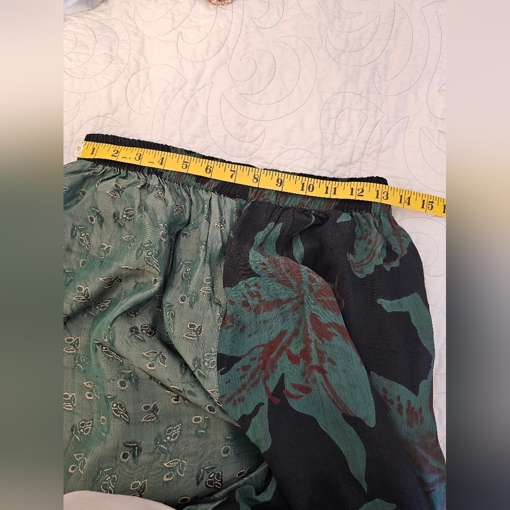 Tienda Ho Black & Green Rayon Boho Pants Free Size - Picture 3 of 10